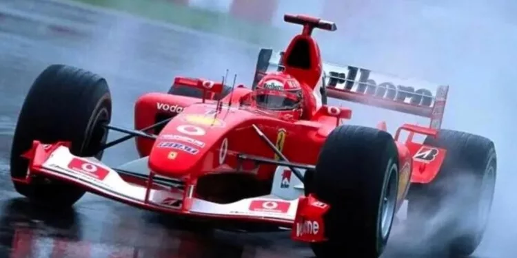 Michael Schumacher a bordo della Ferrari F1-2000