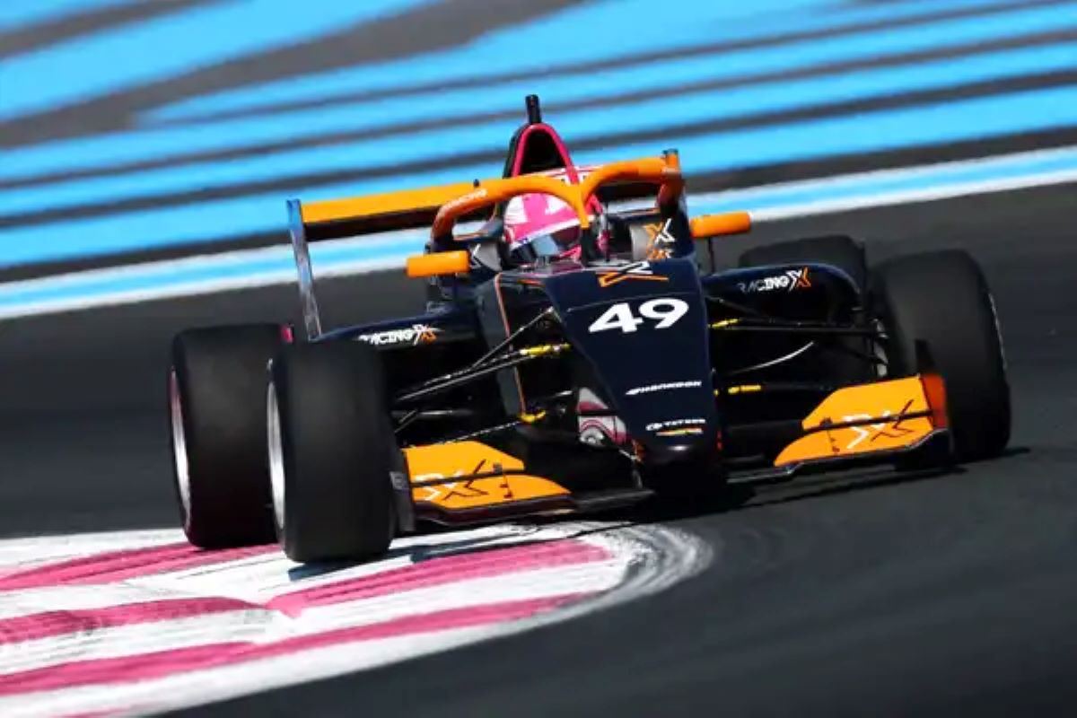 Abbi Pulling a bordo della sua monoposto