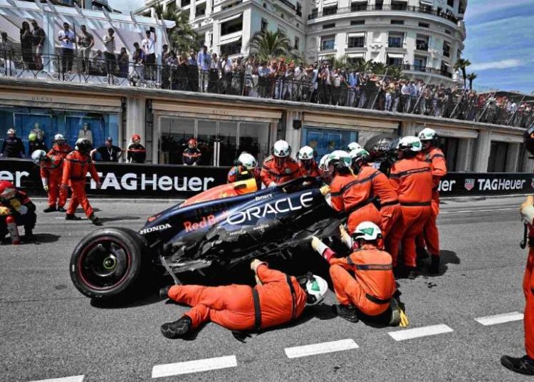 F1 Commissari