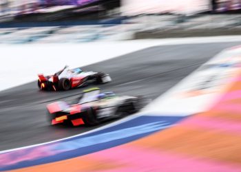 E-Prix Messico 2025: Jake Hughes domina le FP2