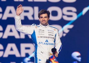 Carlos Sainz tiene alta l'asticella anche senza lottare per la vittoria