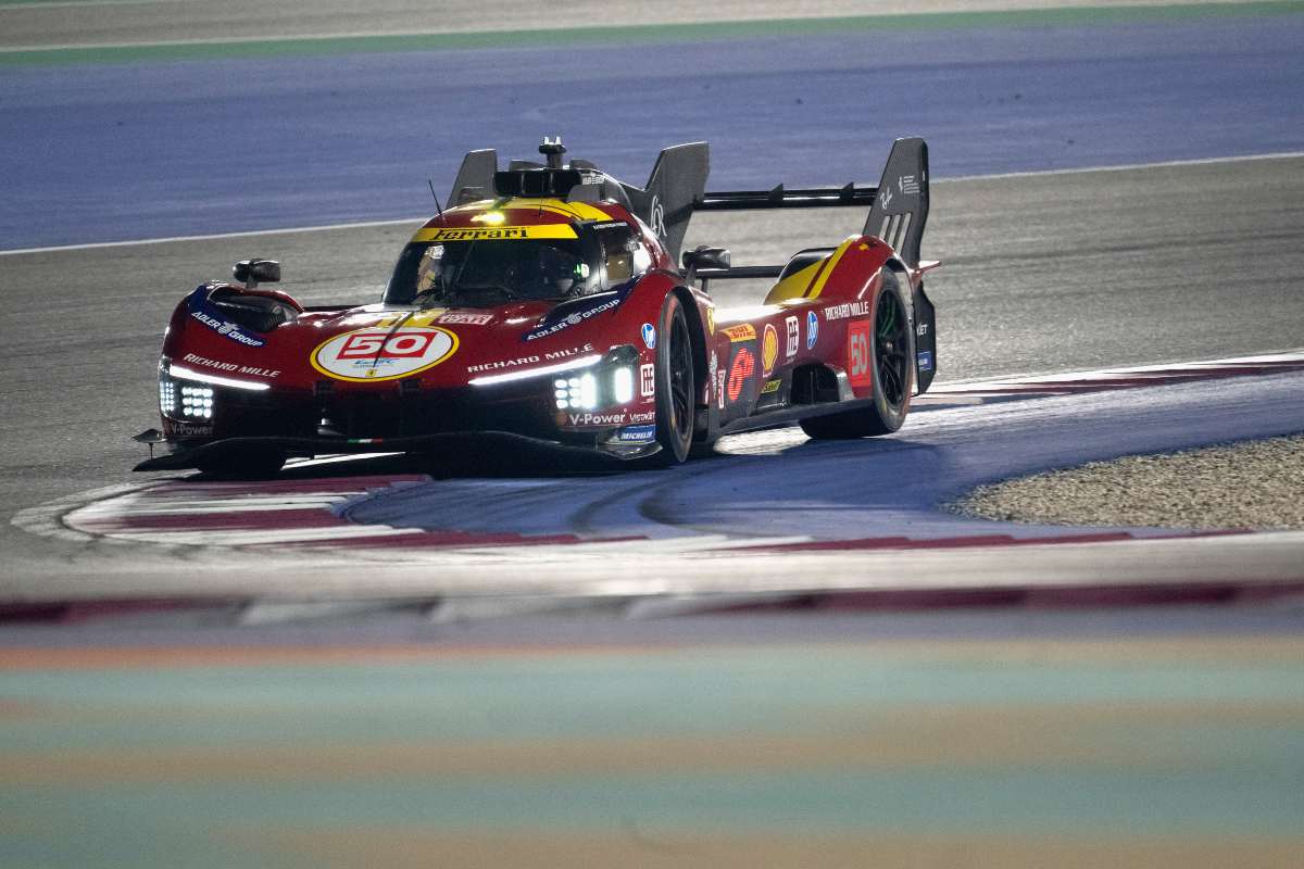 Le Ferrari 499P, schierate dal team Ferrari - AF Corse, hanno completato un intenso programma di raccolta dati e messa a punto dell'assetto, alternandosi tra condizioni diurne e notturne