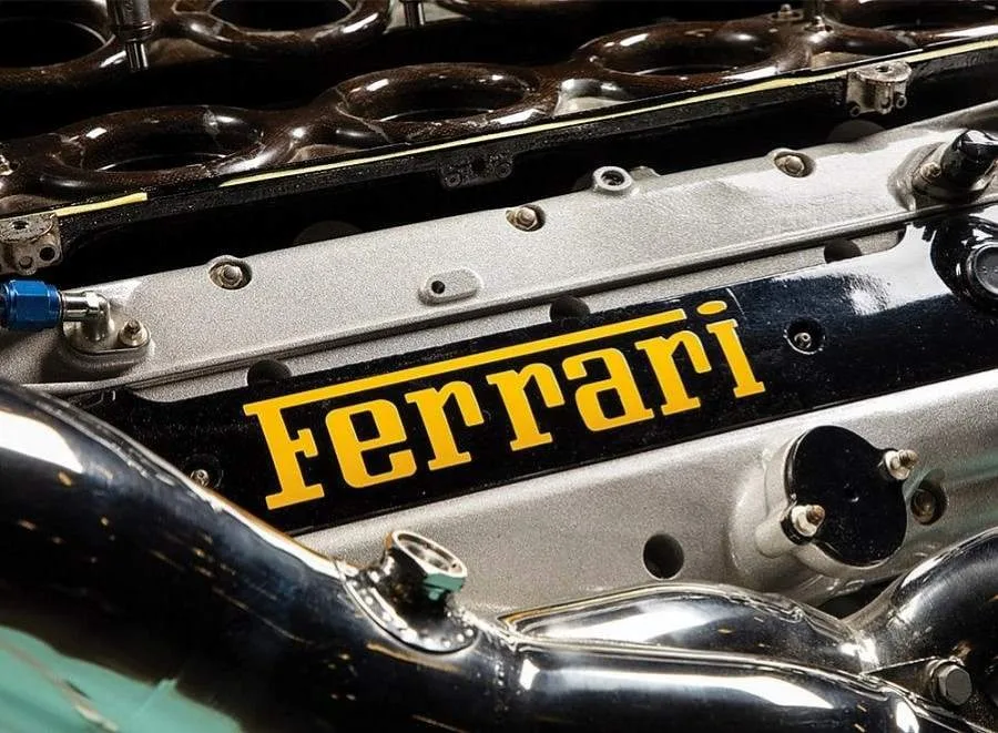 Ferrari V10