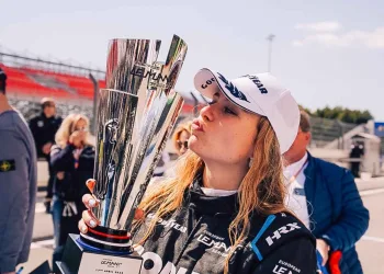 motorsport donne illusione parita