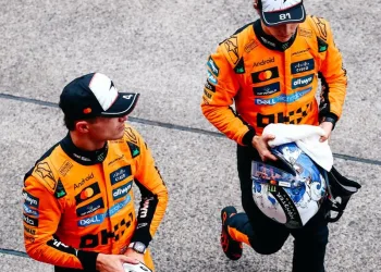 McLaren paura di vincere o paura di perdere? A Suzuka non ci ha nemmeno provato