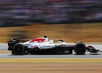 F1 | Max Verstappen domina a Suzuka: il talento oltre il concetto di macchina migliore