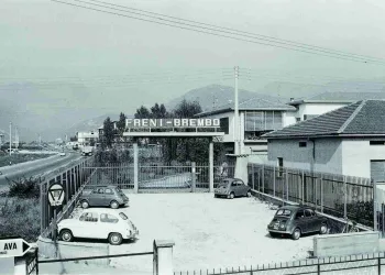 Il rapporto tra Brembo e Le Mans affonda le radici in decenni di presenza nel mondo delle corse