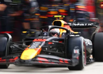 Gp Miami 2025 - Red Bull: Verstappen resiste, McLaren insiste. Red Bull al tappeto