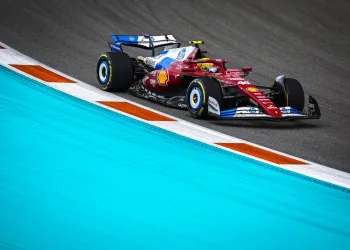 Ferrari, l’ammissione di Leclerc e Hamilton: la SF-25 ha dei limiti