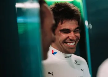 Aston Martin, caso Stroll: Alonso brilla, Lance delude anche in casa