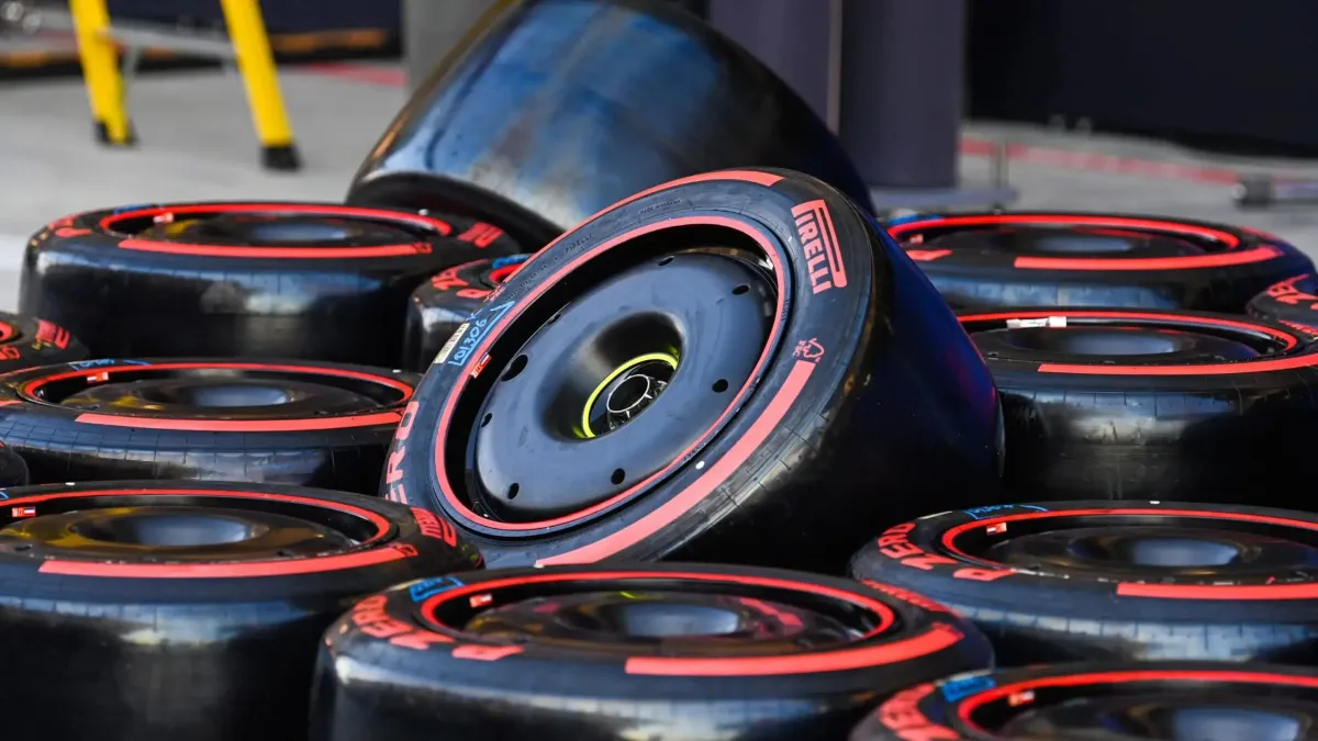 Dettaglio pneumatici Pirelli