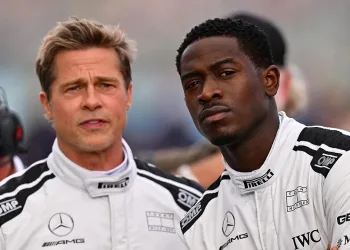Brad Pitt e Damson Idris sul set del film F1 prodotto da Apple