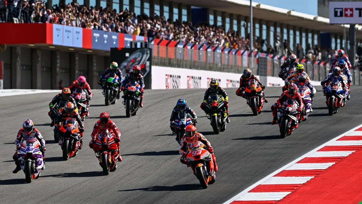 La MotoGP sul circuito portoghese di Portimao