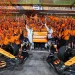La McLaren che festeggia il nono titolo costruttori dopo il Gran Premio di Abu Dhabi
