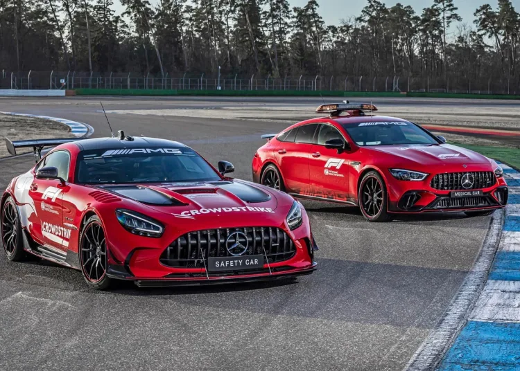 La Safety Car e la Medical Car, della Mercedes-AMG, le vetture per la sicurezza presenti nei circuiti dove corre la Formula 1