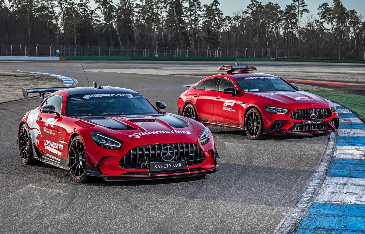 La Safety Car e la Medical Car, della Mercedes-AMG, le vetture per la sicurezza presenti nei circuiti dove corre la Formula 1
