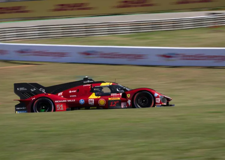 La Ferrari 499P in azione a Interlagos
