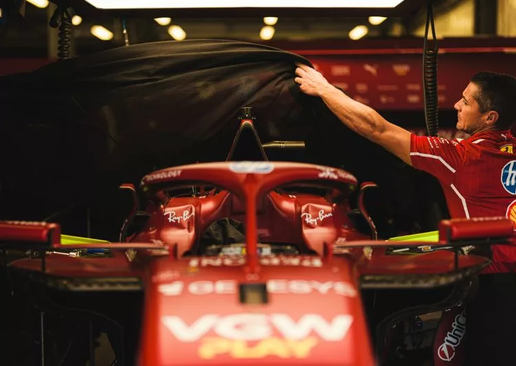 Ferrari Leclerc Hamilton Singapore