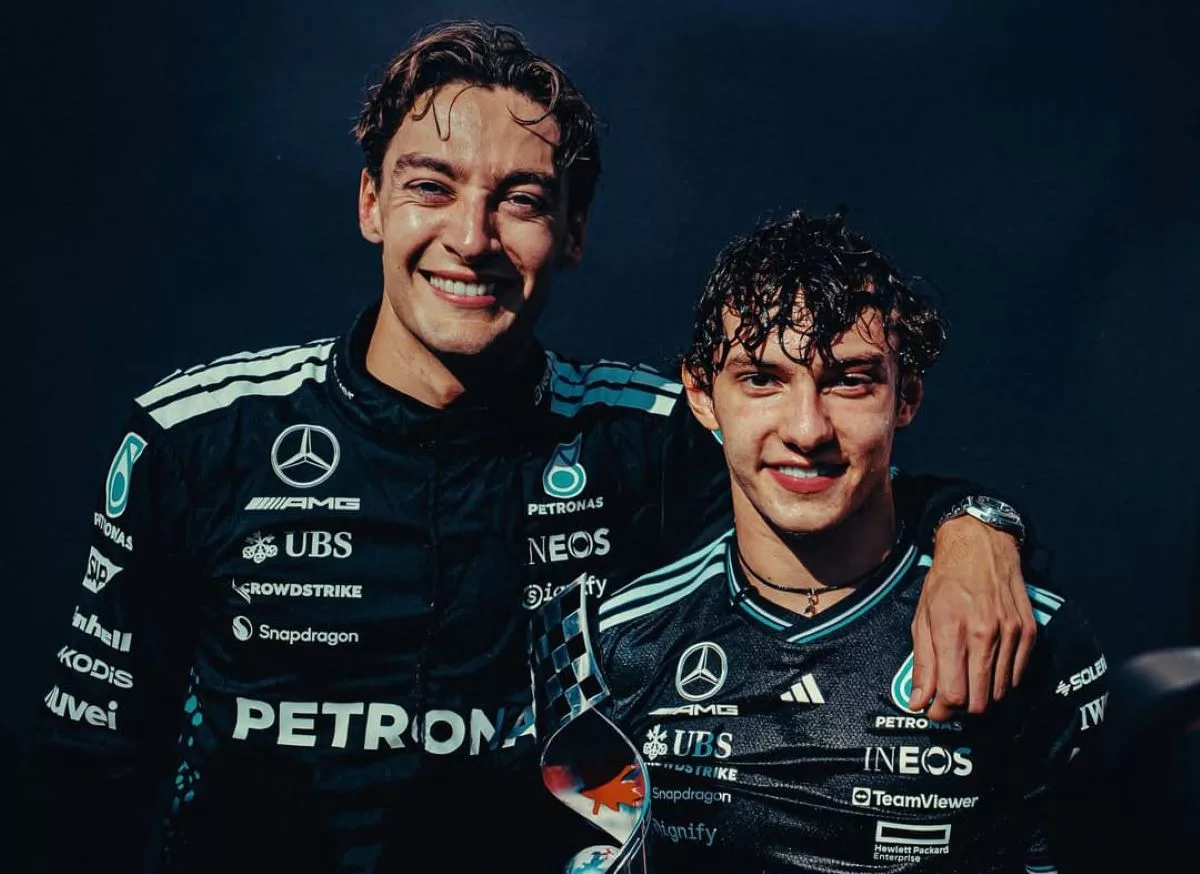 George Russell e Andrea Kimi Antonelli piloti Mercedes