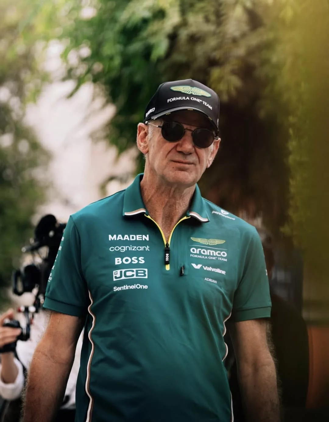 Adrian Newey nel paddock del Qatar