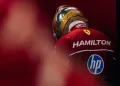 Hamilton e l’inverno più difficile: l’eco del 2021 e una Ferrari fragile